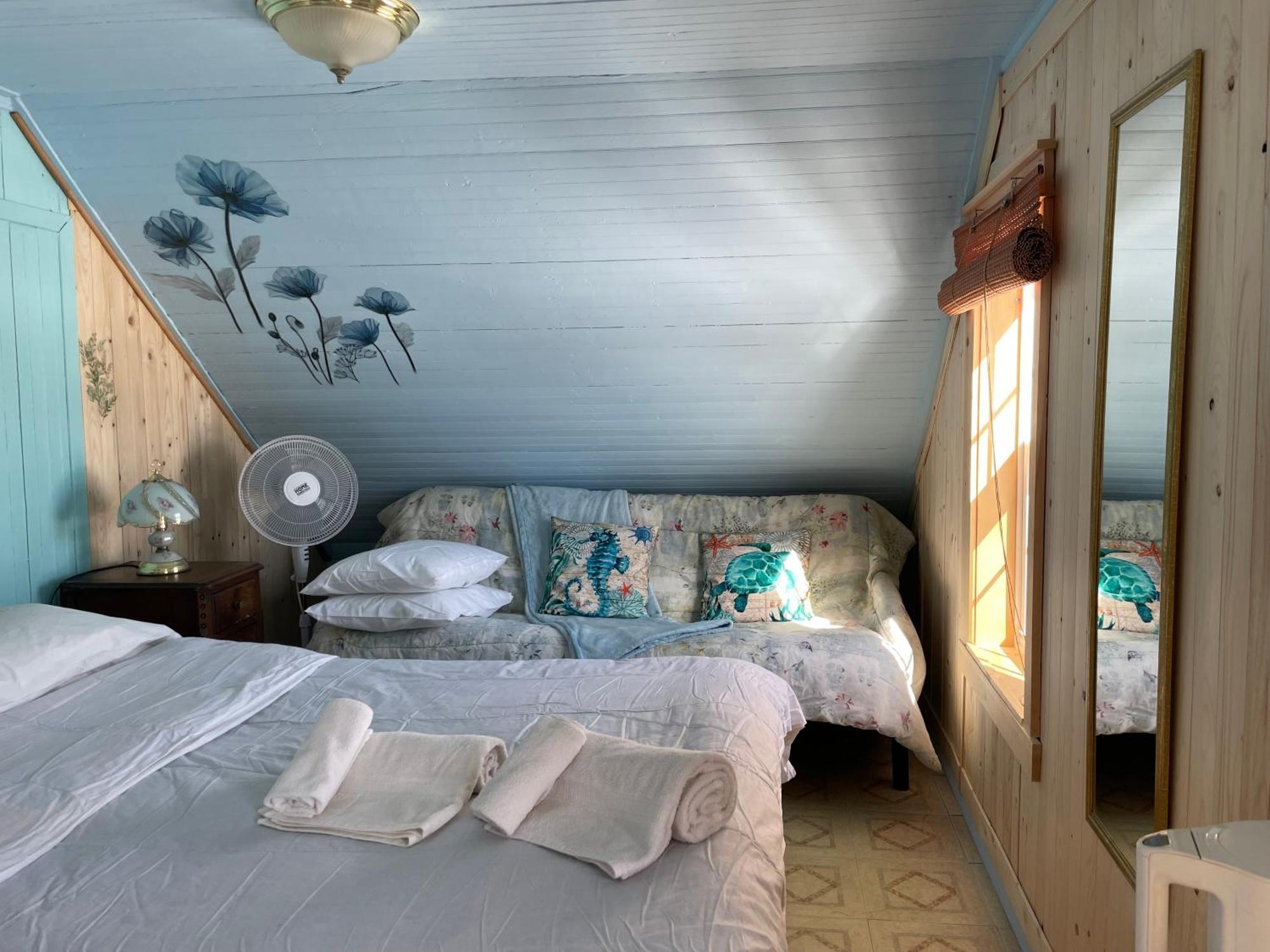 Gite La Belle Forillonne Chambre Bleu Ciel Гаспе Экстерьер фото